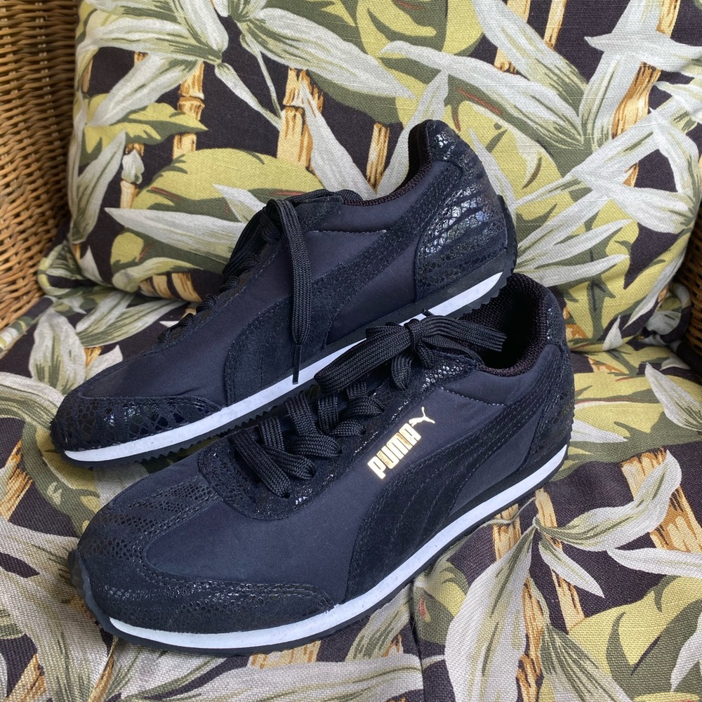 Puma Black Sneakers